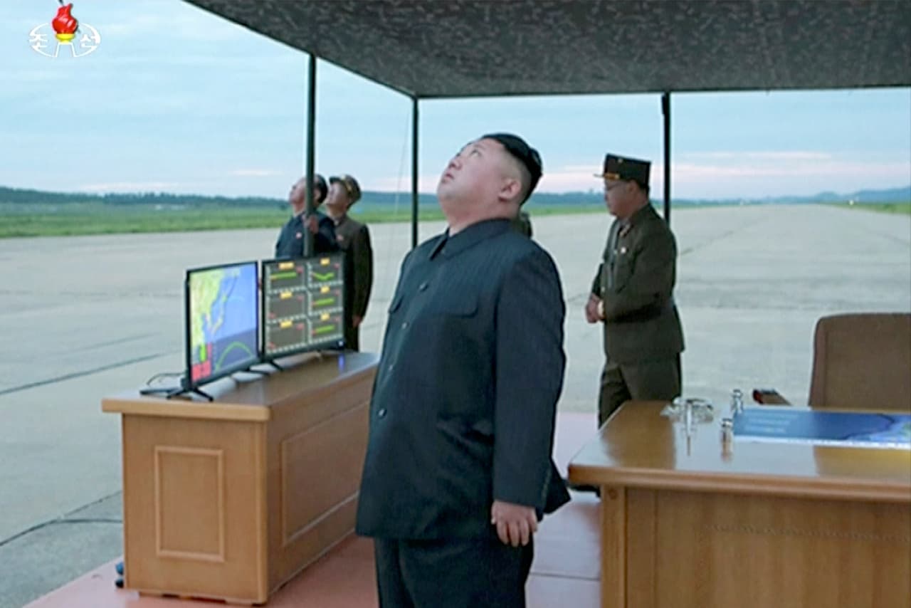A pesar de las advertencias de Trump, Corea del Norte lanza otro misil que sobrevoló Japón