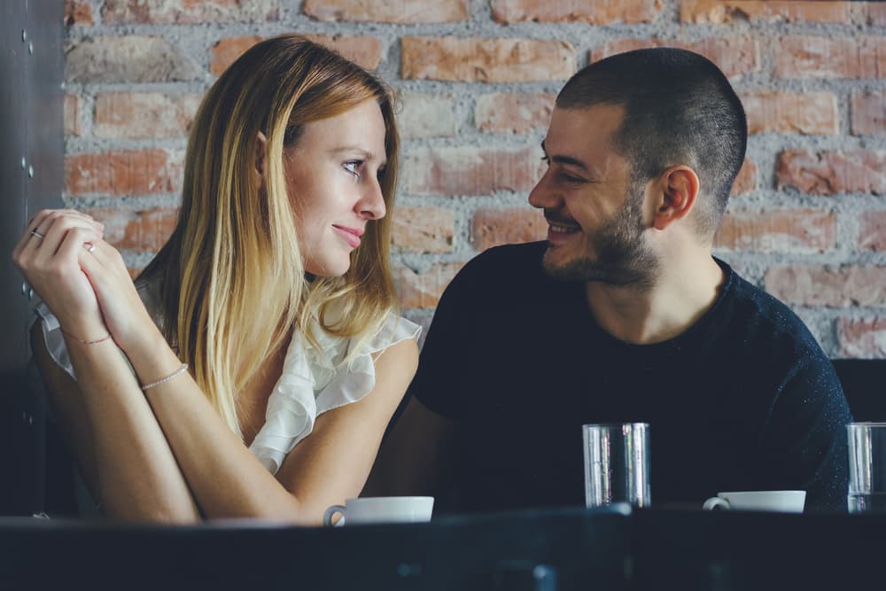Si quieres atraer a un hombre de Libra, te recomendamos leer esta galería para aprender uno que otro detallito sobre su vida amorosa y su personalidad, para que vayas anotando y ganes puntos con él. ¡Ni Cupido lo haría mejor!