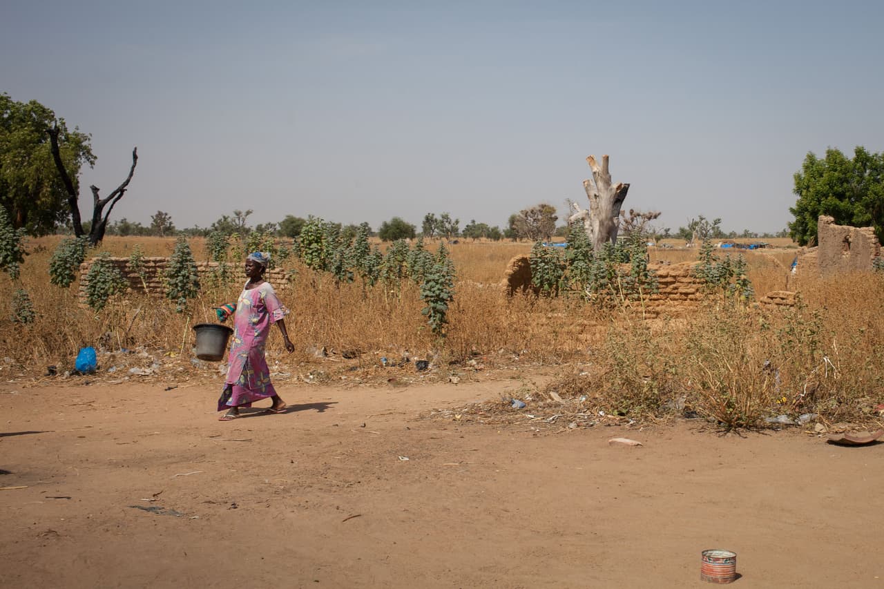 <b>Puesto 4. Yelimane, Mali</b>
<br>
<br>Temperatura promedio anual: 88.7 grados Fahrenheit (31.5 grados centígrados).
<br>
<br>Mes más caliente del año: mayo (99.7 grados Fahrenheit o 37.6 grados centígrados en promedio). 
<br>
<br>Mes más caluroso de la última década: mayo de 2016 (100.6 grados Fahrenheit o 38.1 grados centígrados en promedio).
<br>