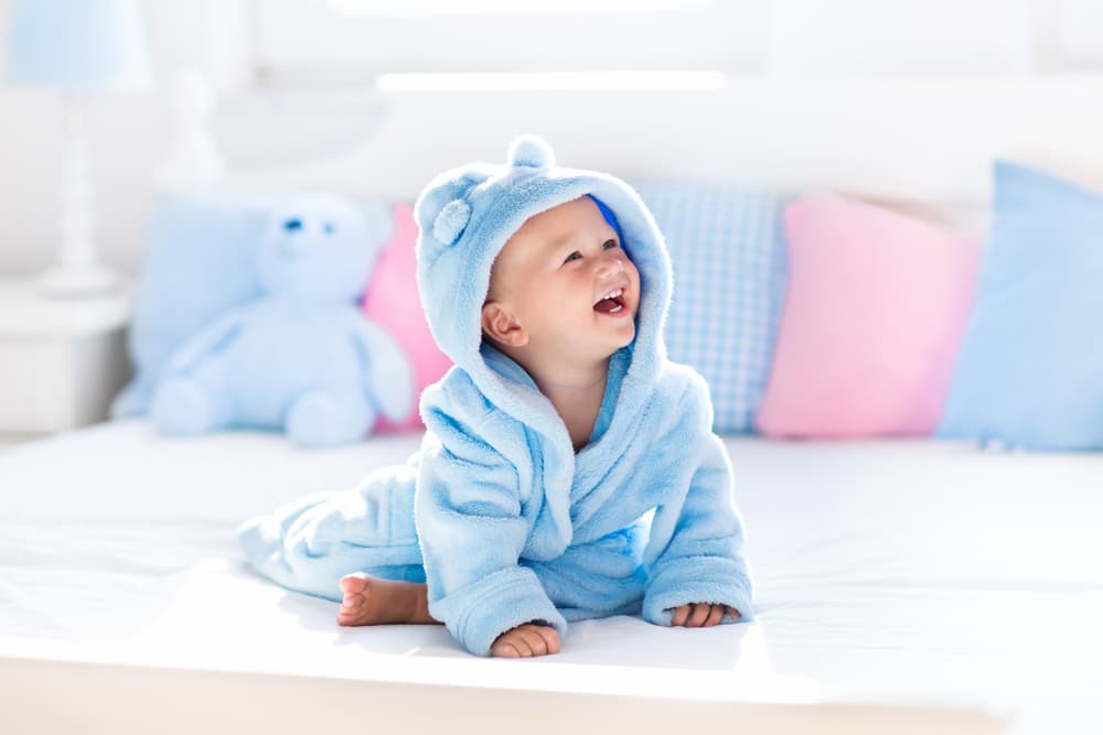 <h3 class="cms-H3-H3">Soñar con un bebé que no puedes ver </h3>
<br>Este tipo de sueños, generalmente, se interpretan como una clara señal de infidelidad y traición por parte de tu pareja o de una persona muy cercana a ti. 
<br>
