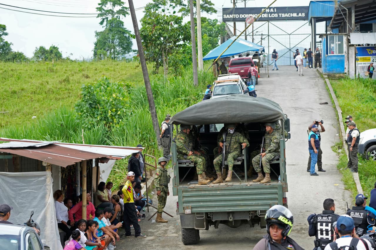 "Un acto de barbarie": nueva masacre en una cárcel de Ecuador deja al menos 13 presos muertos