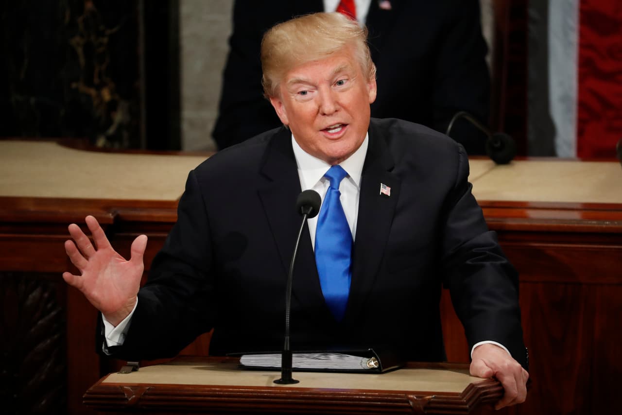 Trump NO ha sido acusado en los tribunales de agredir sexualmente a 26 mujeres, entre ellas siete niñas
