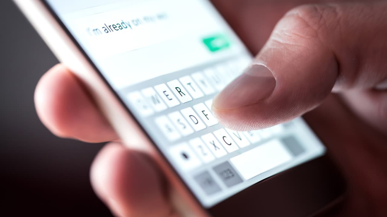 Aumentan estafas con mensajes de textos que incluyen ofertas por la pandemia