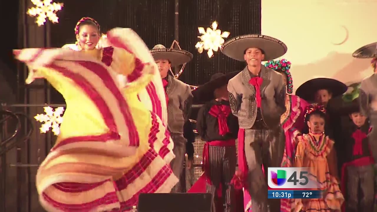 Arrancó espectáculo de luces en Uptown Houston