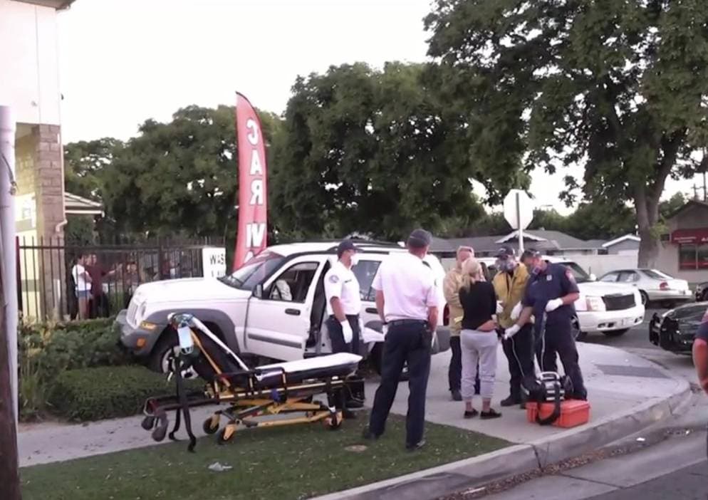 La responsable del incidente fue identificada como 
<b>Courtney Pandolfi</b>, de 40 años, residente de Garden Grove, quien estaba bajo los efectos del alcohol, y posiblemente drogas, al momento del accidente.