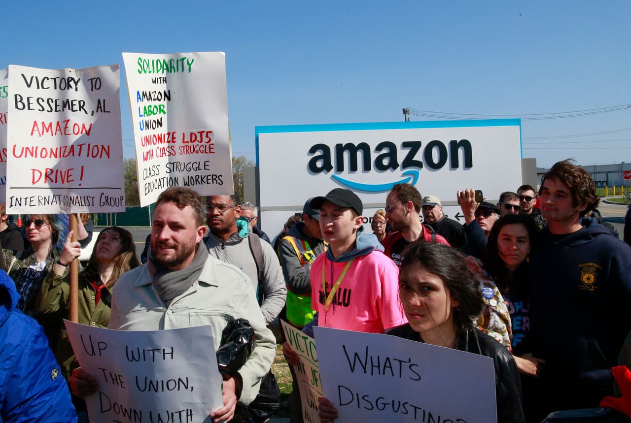 Trabajadores de un segundo Amazon en NYC deciden no sindicalizarse