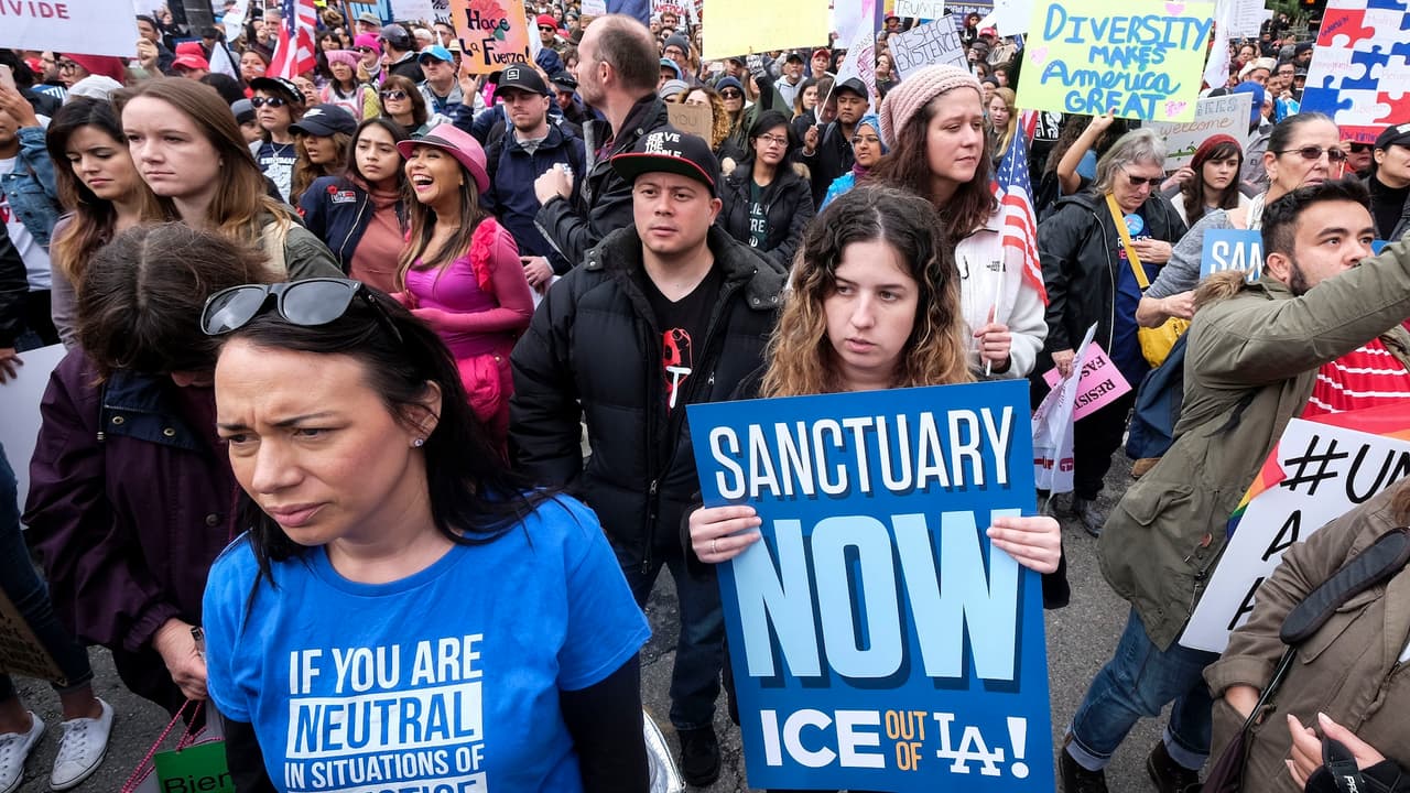 Los Ángeles aprueba ordenanza para ser ciudad santuario: así es como la medida protegerá a la comunidad inmigrante