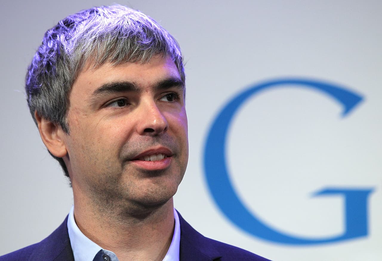 <b>Puesto 5. Larry Page</b>
<br>
<br>Patrimonio: 130,000 millones de dólares.
<br>
<br>También es cofundador de Google y su patrimonio aumentó 47,600 dólares en el último año.
<br>