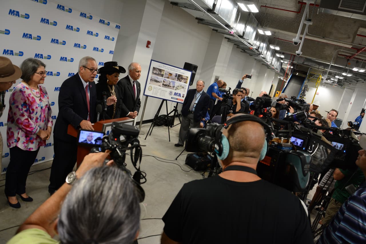 De acuerdo con Lester Sola, director del MIA, una vez que el sistema sea activado, la TSA tendrá la capacidad de revisar 7,000 maletas por hora, doblando su capacidad actual. 18 aerolíneas ya están utilizando el nuevo sistema, con 30 más programadas para hacer la transición desde ahora hasta mediados del 2020.