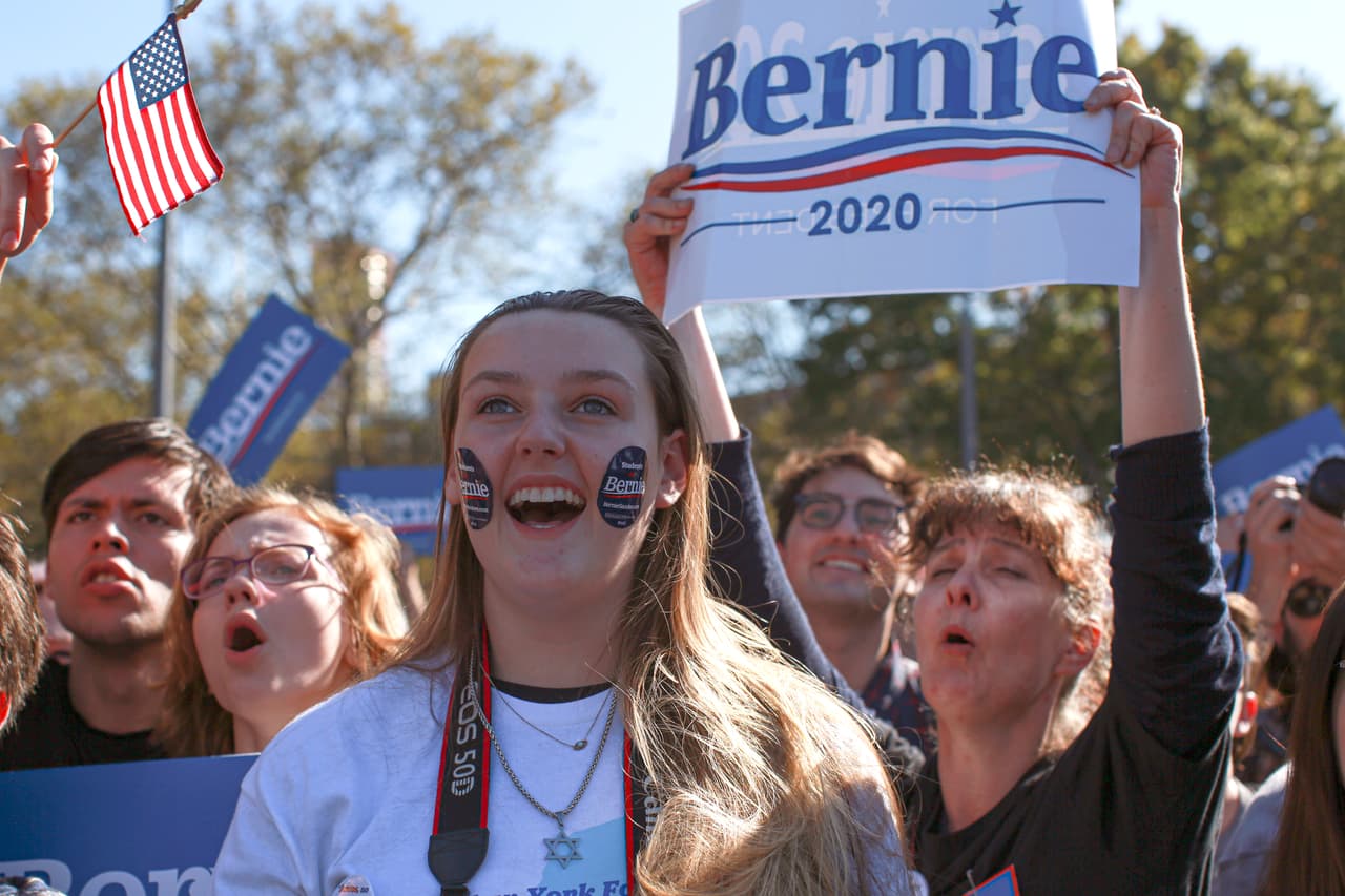 Sanders cuenta con una base muy leal de seguidores y es el candidato que ha logrado recaudar más donaciones individuales en la actual contienda
