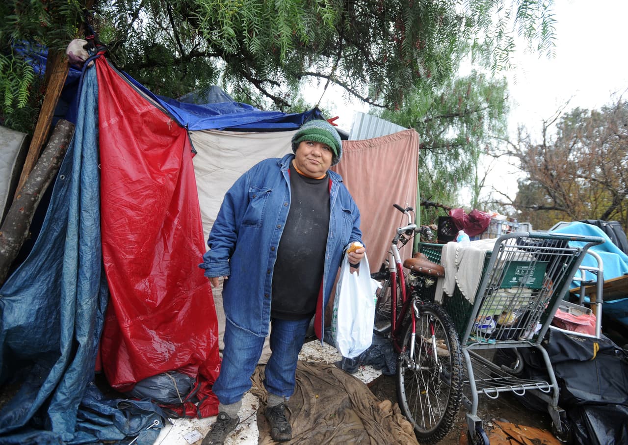 <b>San José</b> cuenta con 
<b>10,028 personas</b> sintecho, siendo la segunda más afectada en California, así como la cuarta en todo el país, con alrededor de 10 persona por cada 1,000 habitantes en esta situación.