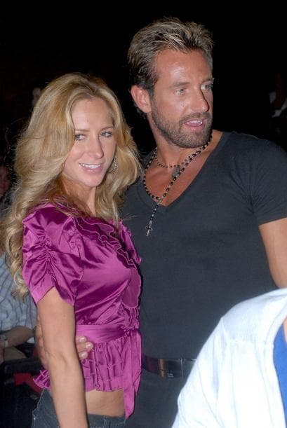 "
<b><a href="https://www.univision.com/famosos/la-mama-de-geraldine-bazan-ya-perdono-a-gabriel-soto-pero-asegura-que-irina-no-tiene-verguenza-fotos" target="_blank">Mi hija nunca estaba ahí detrás de él</a></b>
<a href="https://www.univision.com/famosos/la-mama-de-geraldine-bazan-ya-perdono-a-gabriel-soto-pero-asegura-que-irina-no-tiene-verguenza-fotos" target="_blank"> </a>como lata acompañándolo, ella respetaba su trabajo".
<br>