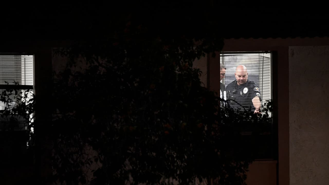 Identifican a tres de las cuatro víctimas mortales de la masacre en un edificio de oficinas en Orange