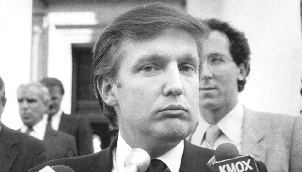Trump se hizo pasar por un tal 'John Barron' y mintió sobre su fortuna para figurar en la lista de 'los más ricos' de Forbes, señala una nueva acusación