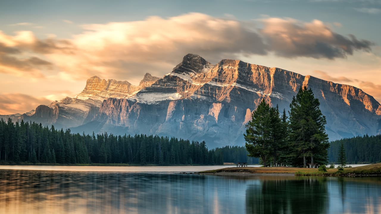 <h3 class="cms-H3-H3">Alberta, Canadá</h3>
<br>
<b>Categoría: </b>Comunidad
<br>
<br>Ideal para experimentar cómo se cruzan las tradiciones de larga data y las perspectivas contemporáneas, con proveedores de turismo indígena en Alberta, Canadá.