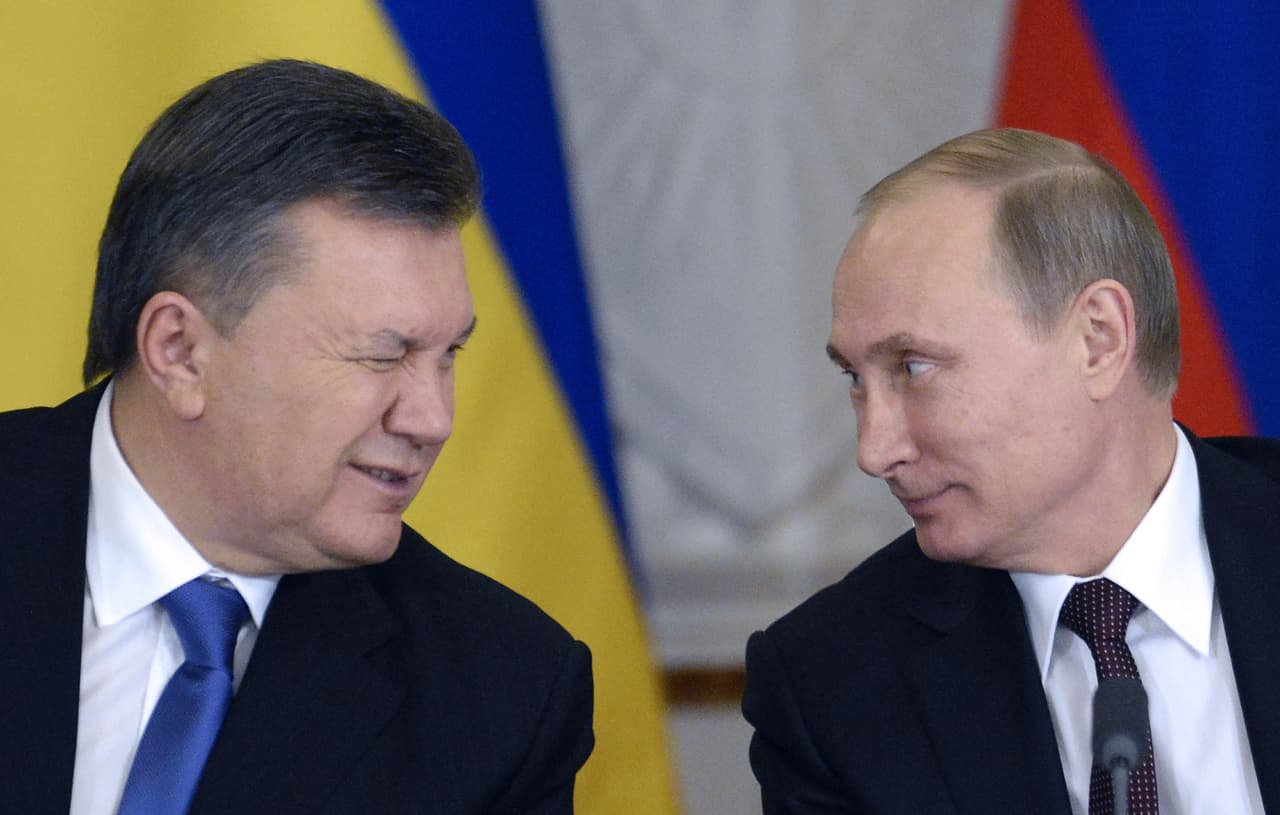 Con Manafort de asesor, Yanukovych dividió a los ucranianos entre pro-rusos y pro-occidentales