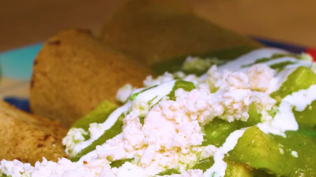 Tacos dorados crujientes: Recetas mexicanas en freidora de aire