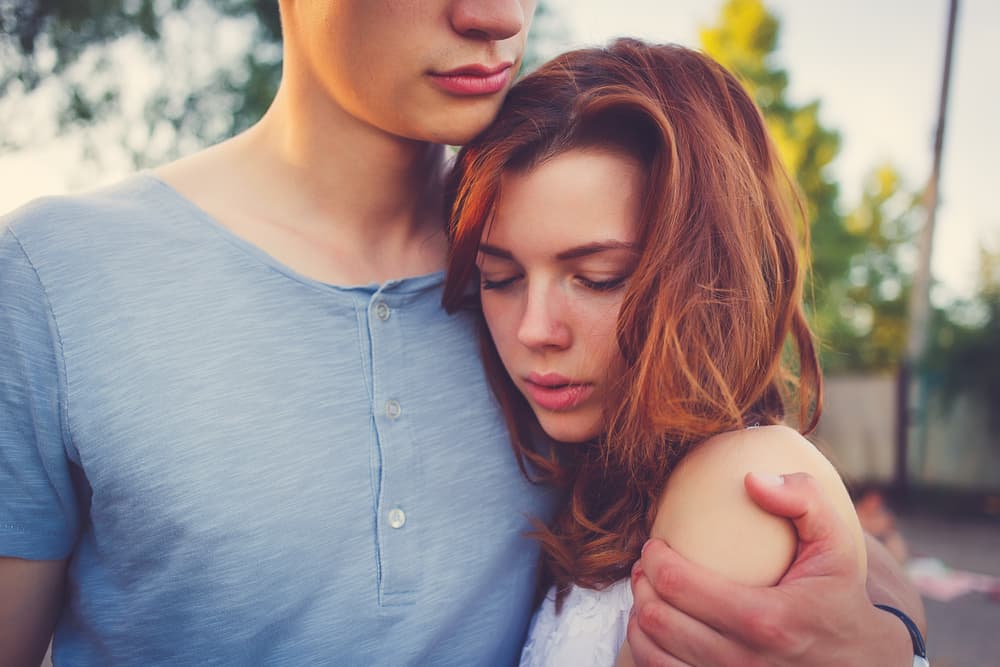 Cada signo se caracteriza por una de esas tendencias que una vez conocidas y canalizadas adecuadamente nos ayudan a tener una excelente relación amorosa capaz de mantener siempre viva la llama del amor entre los dos, además de fortalecer otros aspectos como la confianza, el respeto y el buen trato entre ambos. Todos tenemos aspectos de nuestro comportamiento que podemos mejorar, y es posible, y para poder hacerlo, lo primero es identificarlos.