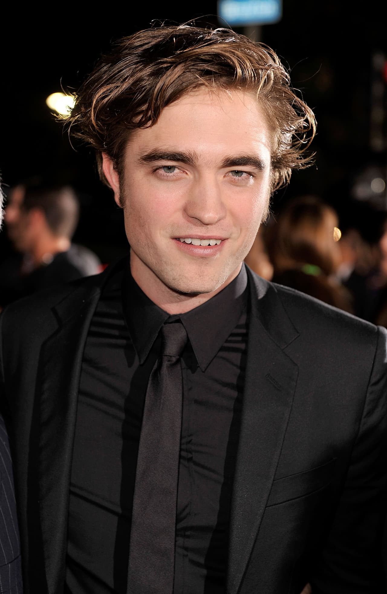 Robert Pattinson nunca ha negado su desdén por ‘Crepúsculo’ y en más de una ocasión se ha expresado mal de Edward Cullen. Aun así, no puede negar que el vampiro le ayudó a dar el gran salto a la fama.