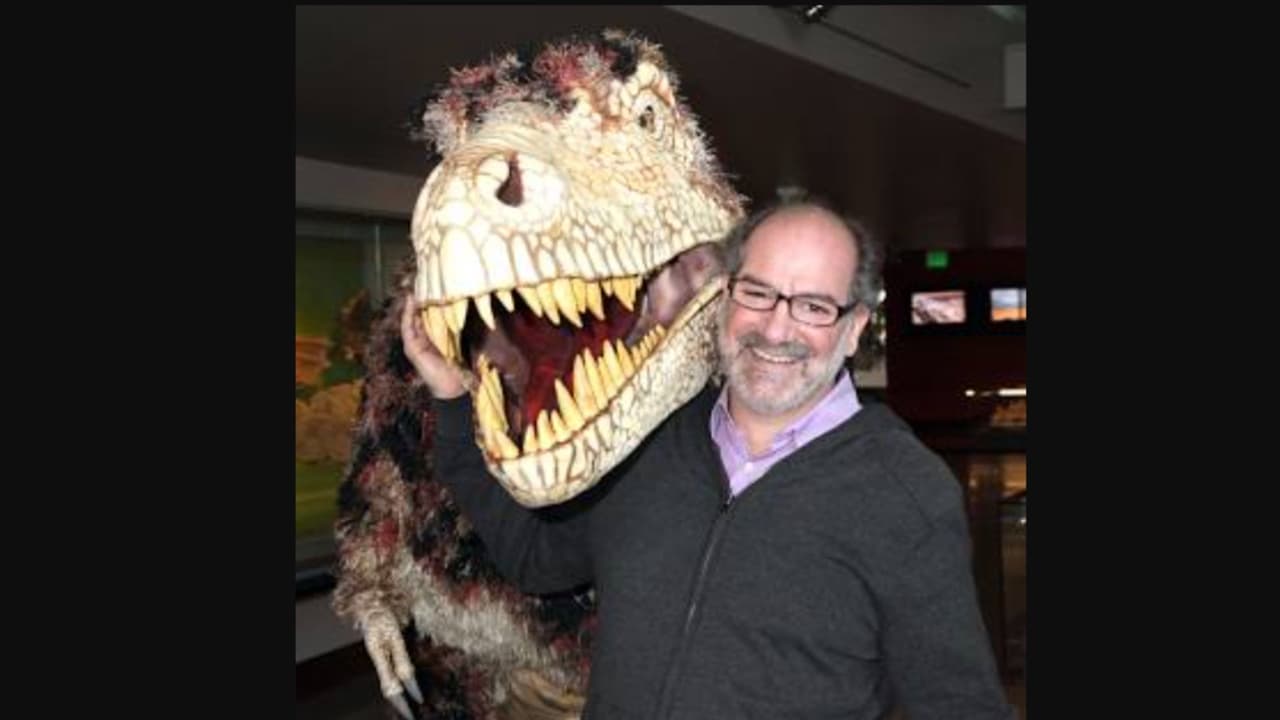 Luis María Chiappe, el hispano con más de 20 años estudiando restos de dinosaurios en Los Ángeles