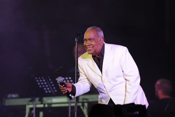 Cheo, quien falleció el 17 de abril de 2014, fue reconocido con el Premio a La Excelencia Musical de La Academia Latina de la Grabación en 2008.