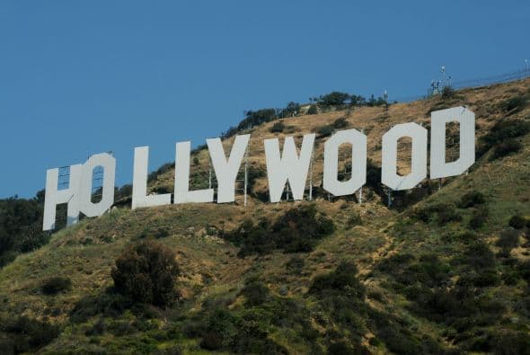 Las grandes áreas metropolitanas de Los Ángeles, Houston, Nueva York y Dallas son el hogar de un cuarto (25 por ciento) de los latinos elegibles y sin seguro. Aproximadamente el 18 por ciento de todos los hispanos viven en las afueras de un área metropolitana.