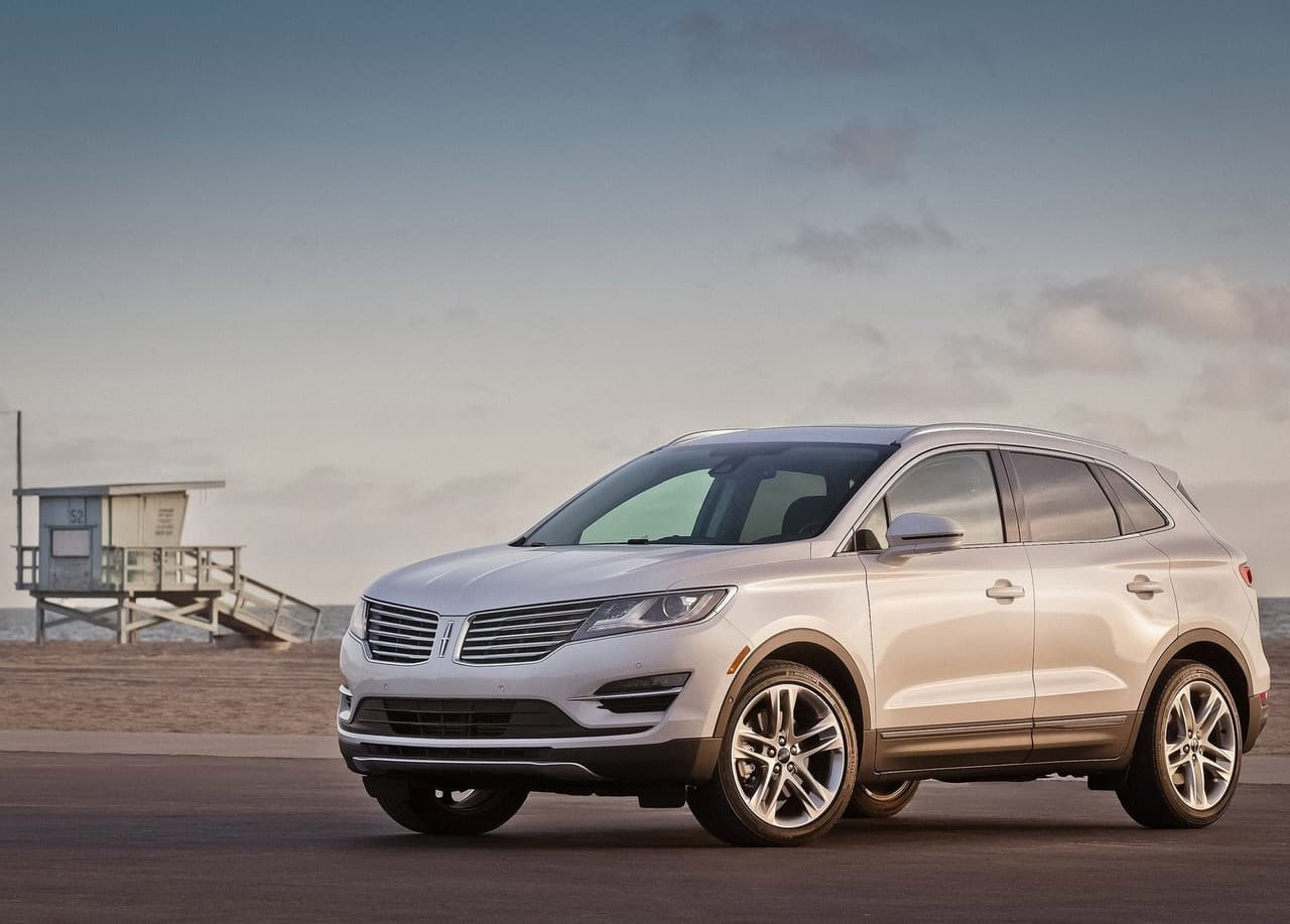 <h3 class="cms-H3-H3"><b>Lincoln MKC</b></h3>
<br>
<br>Modelo 2015 fabricado en la planta de Ford en Louisville, Kentucky entre el 18 de noviembre de 2013 y el 31 de enero de 2015.