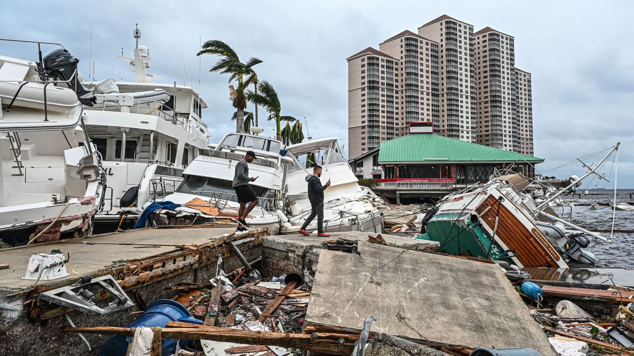 Ian turned the streets into rivers, left thousands of residents without electricity and generated catastrophic damage in this community.