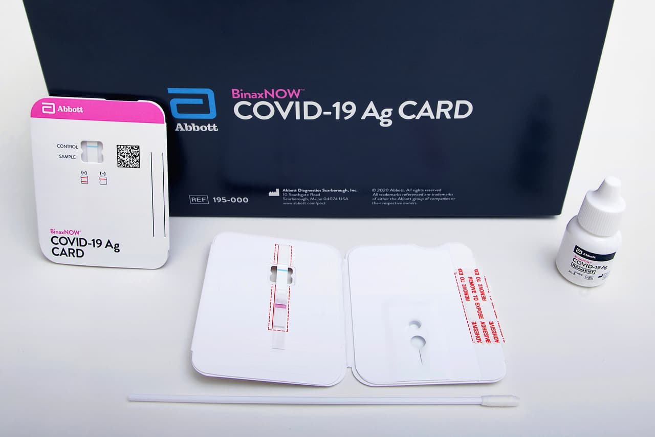 <b>Solicita tu prueba hoy en <a href="https://www.covidtests.gov/es/" target="_blank">covidtests.gov</a>. </b>La página está disponible en Español.