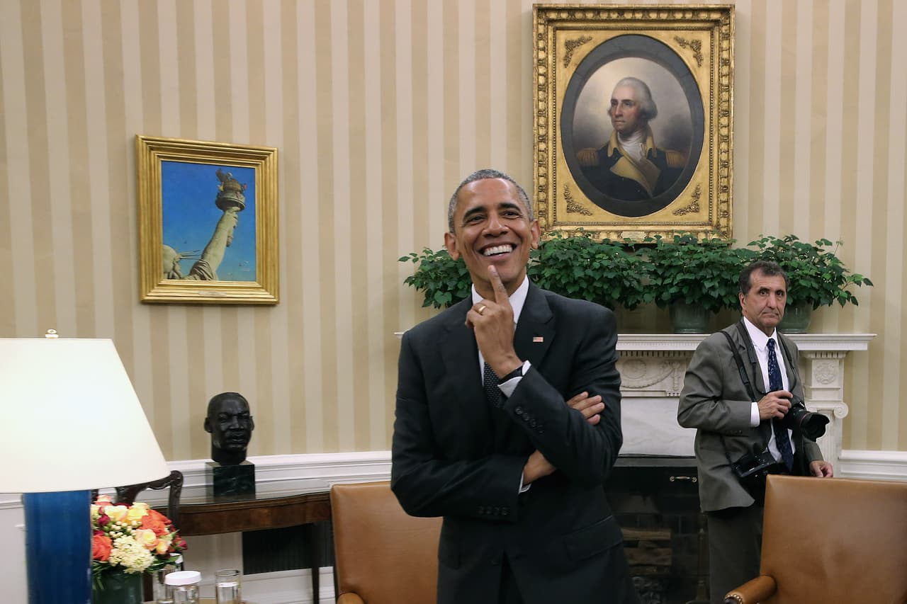 <b>El Fotógrafo.</b> Siempre detrás de Barack Obama esta Pete Souza, líder del equipo de fotógrafos de la Casa Blanca durante la gestión del mandatario demócrata.