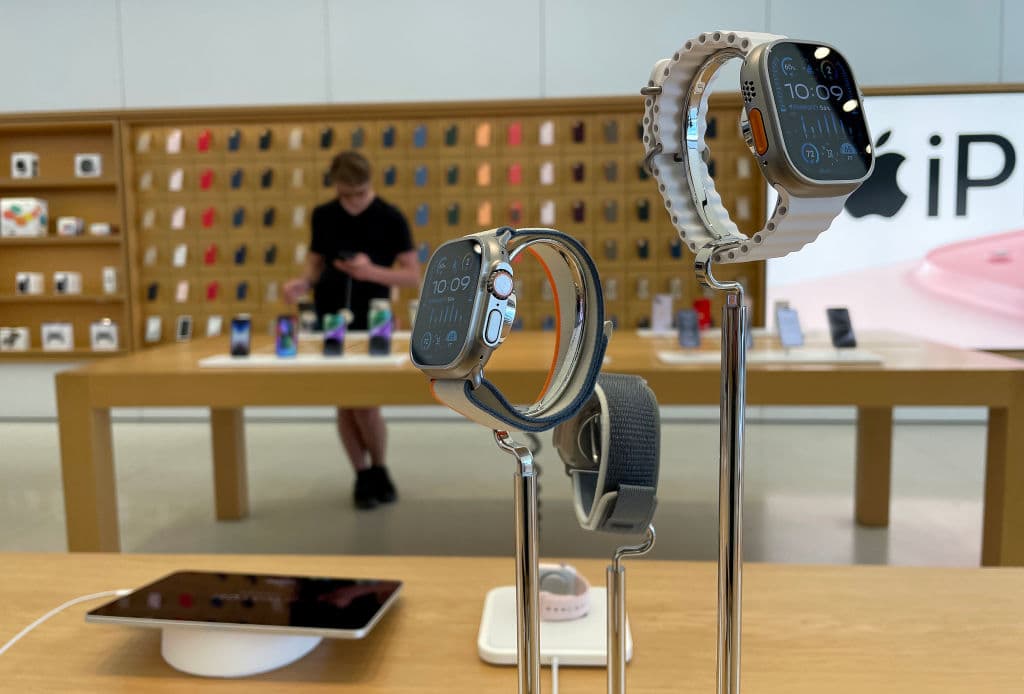 Por qué no se puede vender los nuevos Apple Watch en EEUU 