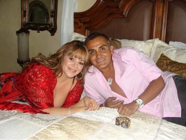 Se dice que ambos llevaban una estrecha relación y la 'Diva de la Banda' lo consideraba su mano derecha.