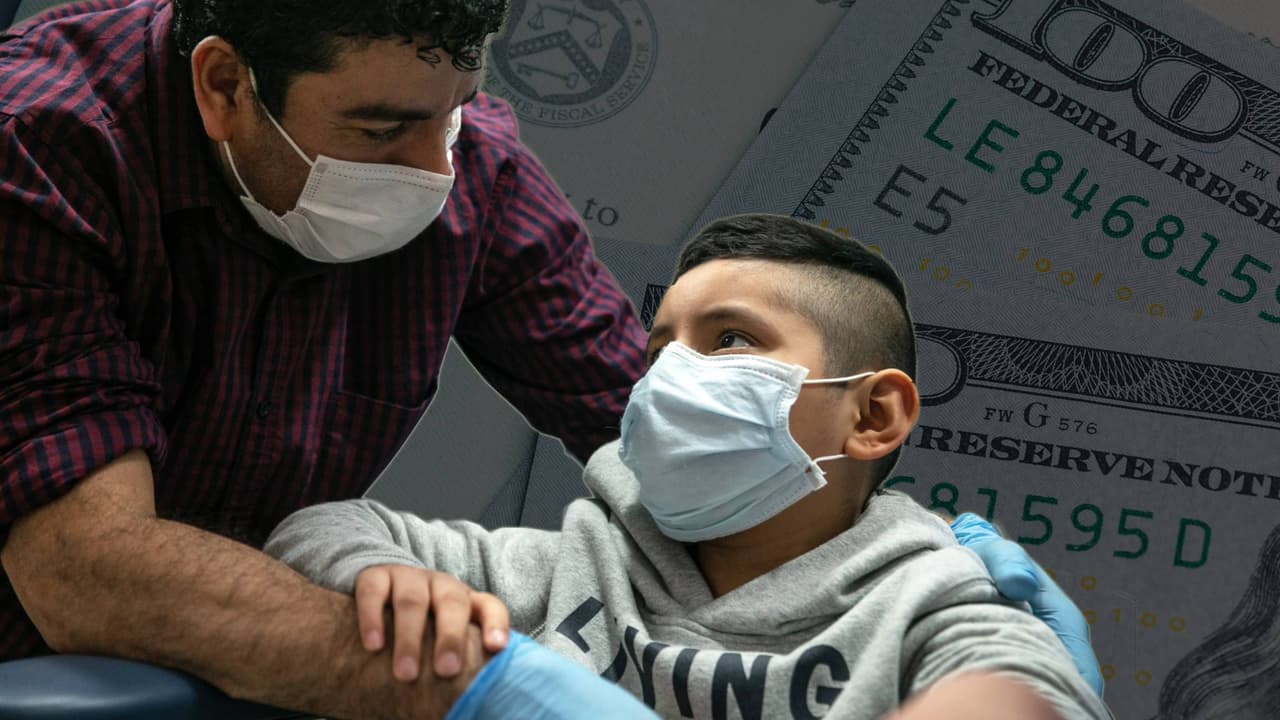 El plan de Cooper también comprende $ 250 millones en subvenciones para familias de ingresos bajos y medios con niños para ayudar a aliviar las dificultades financieras.