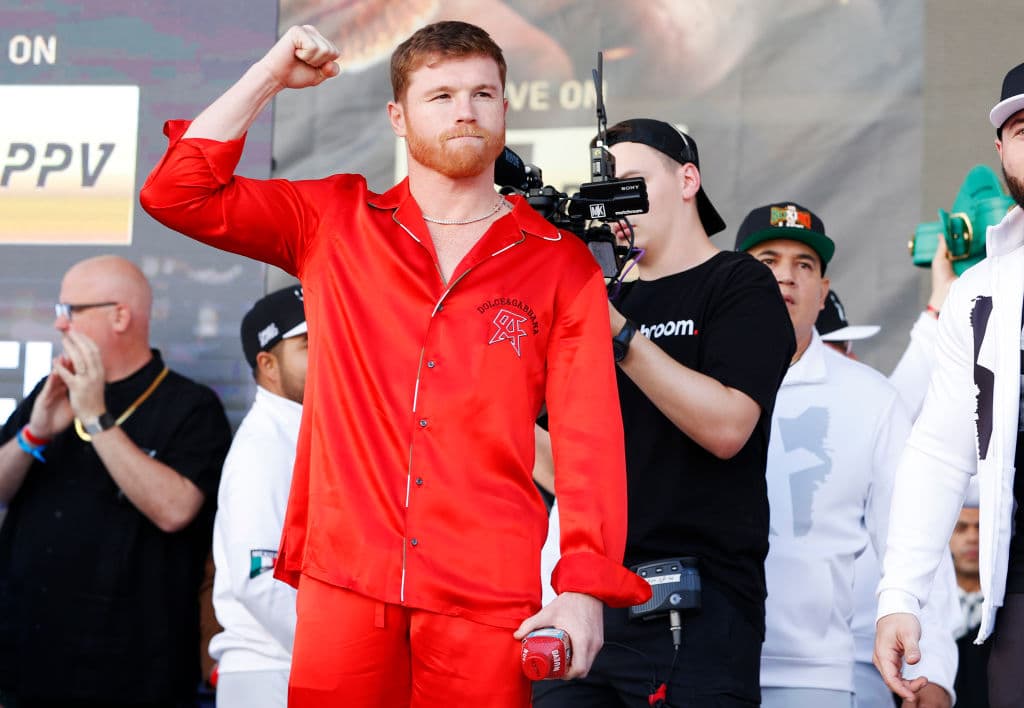 "Es como yo querer decirle al 'Canelo' que no sabe boxear ja ja ja ja", comparó, "aunque reconozco que hay muchos gustos y está bien". 
<br>