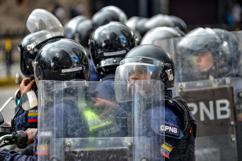 Venezuela es "un laboratorio de autoritarismo": las FFAA difícilmente sacarán a Maduro y cualquier salida "será experimental"