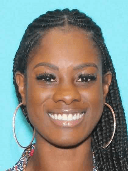 <a href="https://www.univision.com/local/san-antonio-kwex/no-ha-sido-identificado-aun-el-cuerpo-hallado-en-bexar-que-autoridades-creen-podria-ser-el-de-andreen-mcdonald" target="_blank">La Oficina del Alguacil del Condado Bexar arrestó a su esposo por intentar destruir evidencia. Luego fue acusado como principal sospechoso de su muerte. </a>
<br>