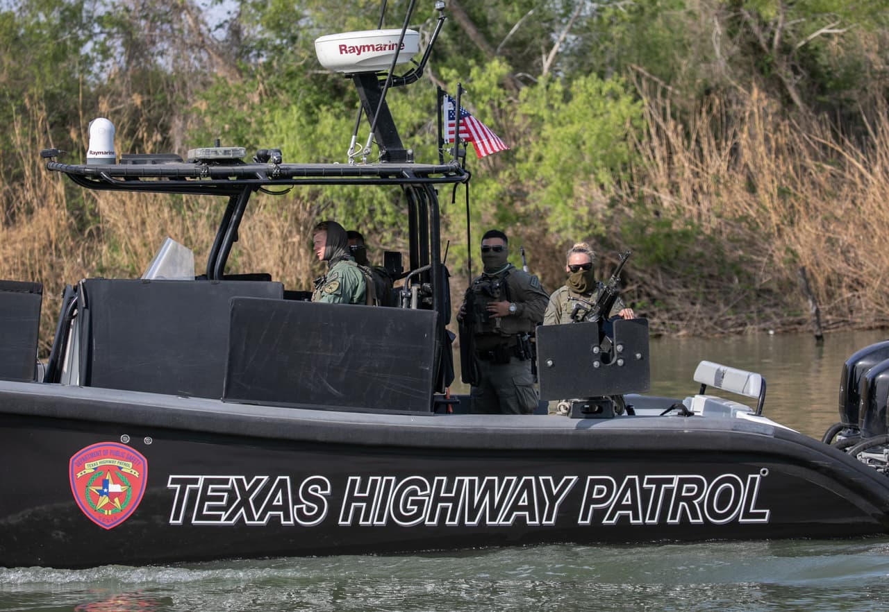 De qué se trata el proyecto HB 20, el nuevo plan para 'cazar' inmigrantes en Texas
