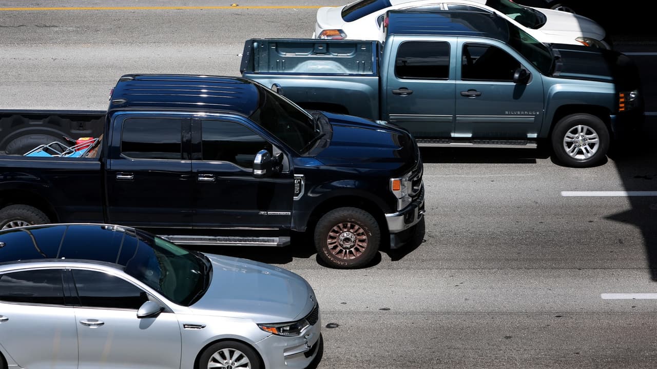 Nueva ley en Florida castiga a padres cuyos hijos roben armas de vehículos: Proyecto HB 15