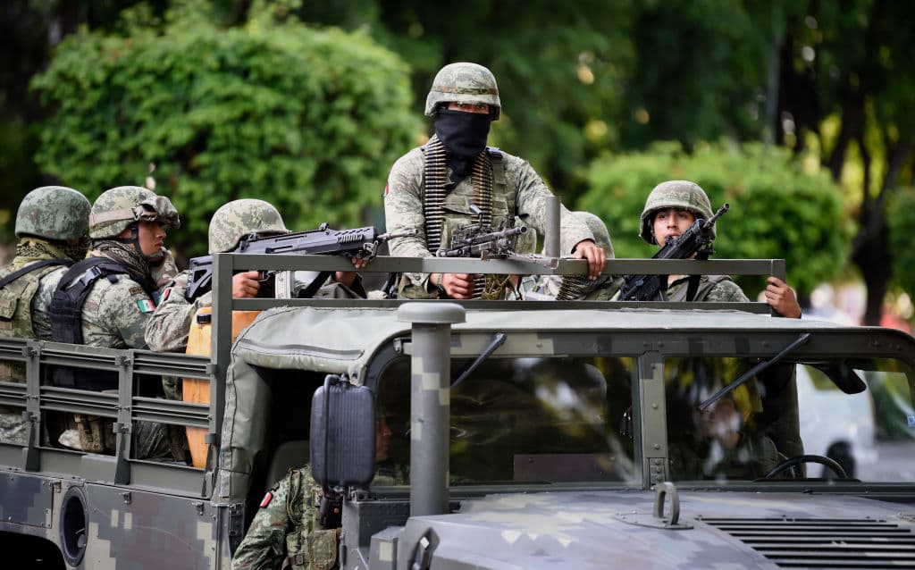 Seis horas de disparos, 16 muertos: enfrentamiento entre grupos por el control del cartel de Sinaloa
