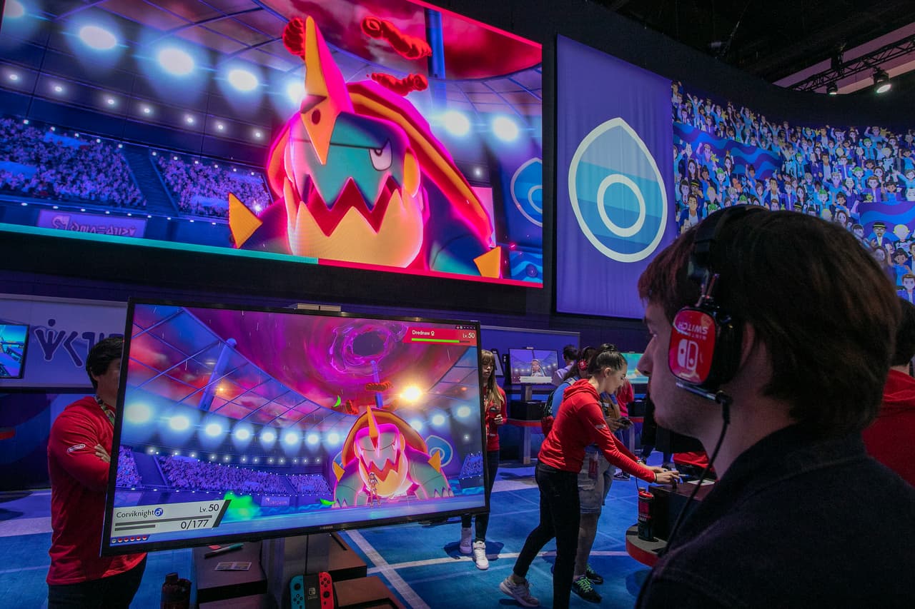<h2 class="cms-H2-H2">11. La E3, la convención de videojuegos y una de las más grandes del mundo, vuelve a ser en persona en 2023</h2>
<br>
<br>Para la industria de los videojuegos, el verano es dominado por la convención E3, o 
<i>Electronic Entertainment Expo, </i>uno de los eventos más importantes no solo en su ramo sino en general. Este año, tras la pausa obligada por las restricciones de la pandemia del coronavirus, el evento vuelve a ser en persona y tendrá lugar en Los Ángeles. La E3 se realizará entre el 13 y el 16 de junio.