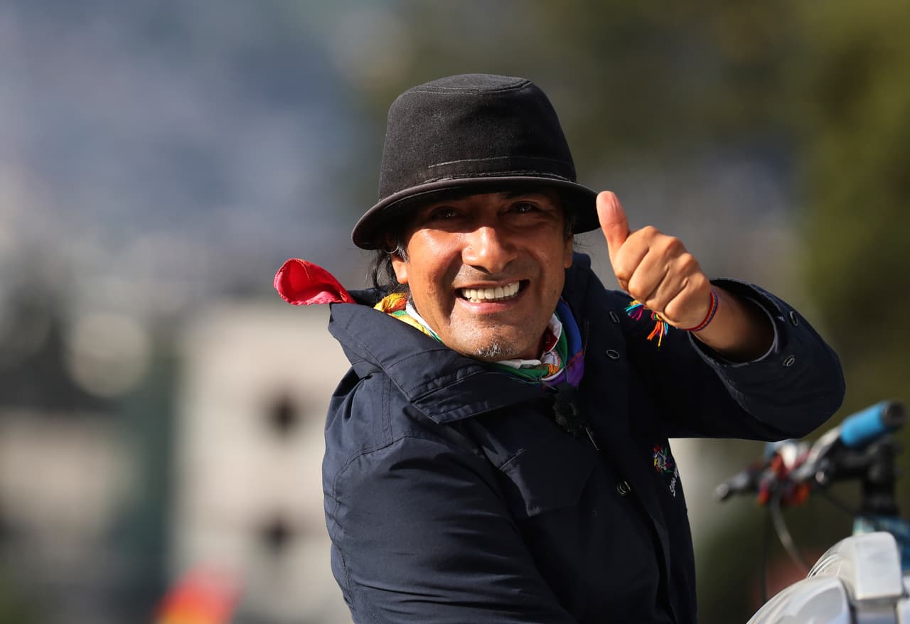 La gran sorpresa de estos comicios es Yaku Pérez, quien ha ganado una creciente influencia y respaldo y de ser un político local y líder indígena se ha convertido en poco tiempo en el tercer candidato con mayor intención de voto.