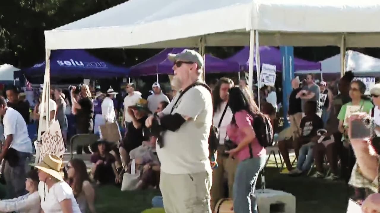 Protestan en Sacramento ante la primera redada de ICE en la zona