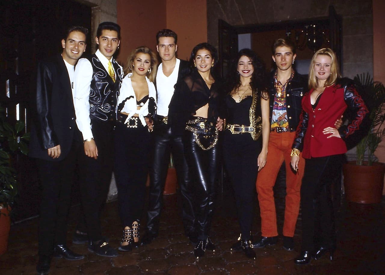 Los dos estuvieron casados de 1999 a 2005, luego de coincidir en la alineación original del exitoso grupo Garibaldi. 
<br>