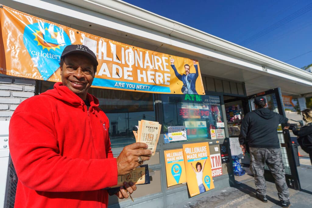 Mega Millions: ¿Podrían los indocumentados, inmigrantes o turistas ganar el premio?
