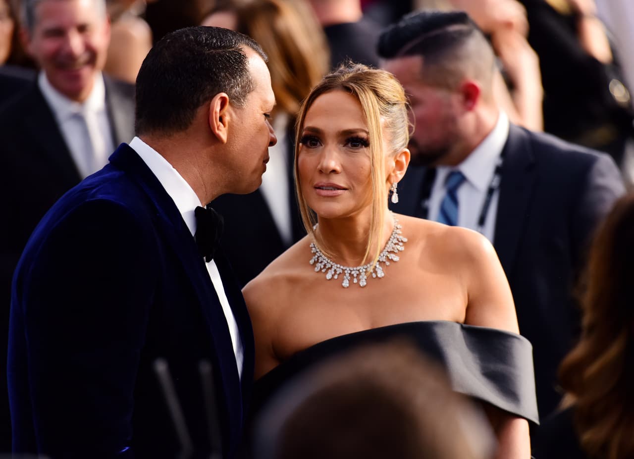 Jennifer López y Alex Rodríguez volvieron a aparecer en redes sociales después de que aclararan los rumores de su separación que se dispararon hace algunas semanas.
<br>