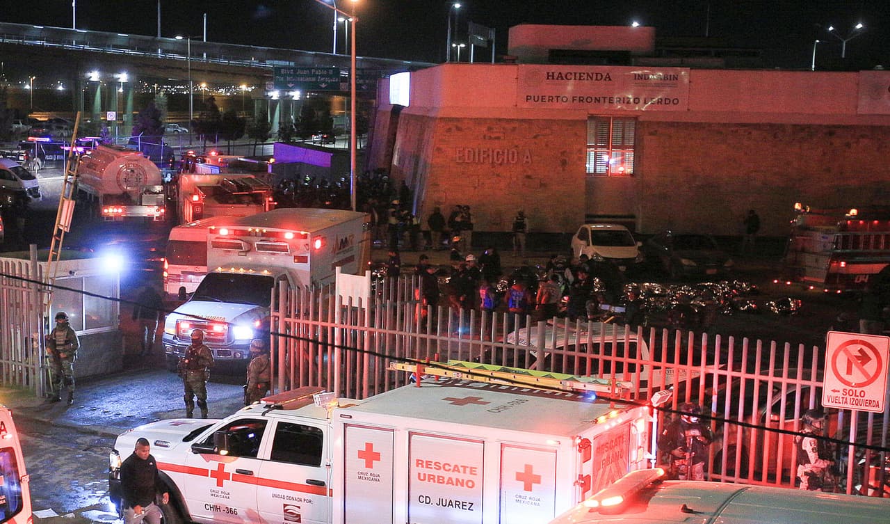 El Instituto Nacional de Migración (INM) de la Secretaría de Gobernación confirmó en un comunicado citado por AFP "el fallecimiento –hasta el momento– de 39 personas migrantes extranjeras" en el incendio del centro de detención de Ciudad Juárez, Chihuahua.