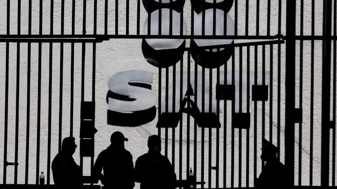 México busca que migrantes deportados de EEUU se pongan al día con los impuestos que deben: esto es lo que se sabe