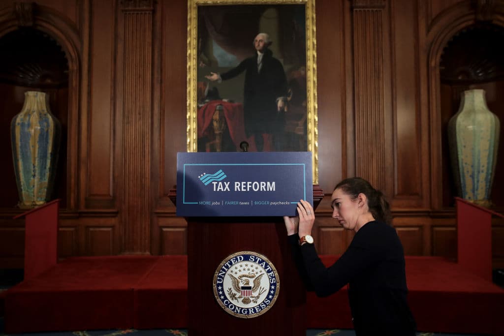 Análisis revela los beneficios desproporcionados que recibirán los más ricos con el plan de recorte de impuestos de Trump