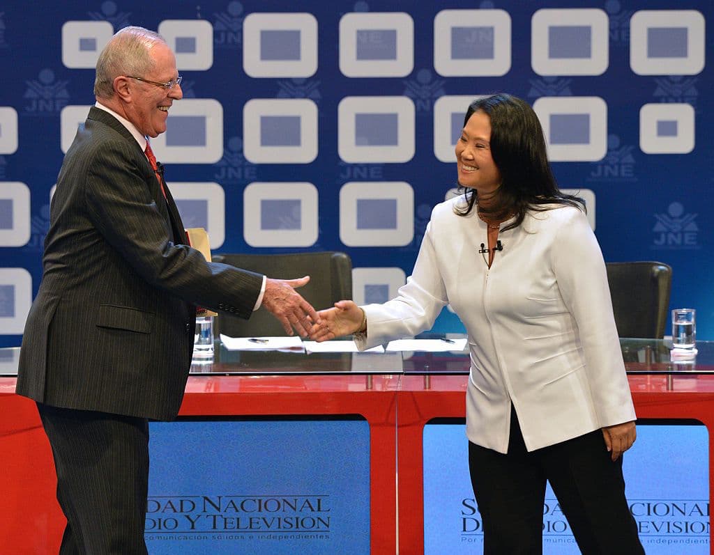 Kuczynski resiste los ataques de Fujimori en el debate previo al balotaje 