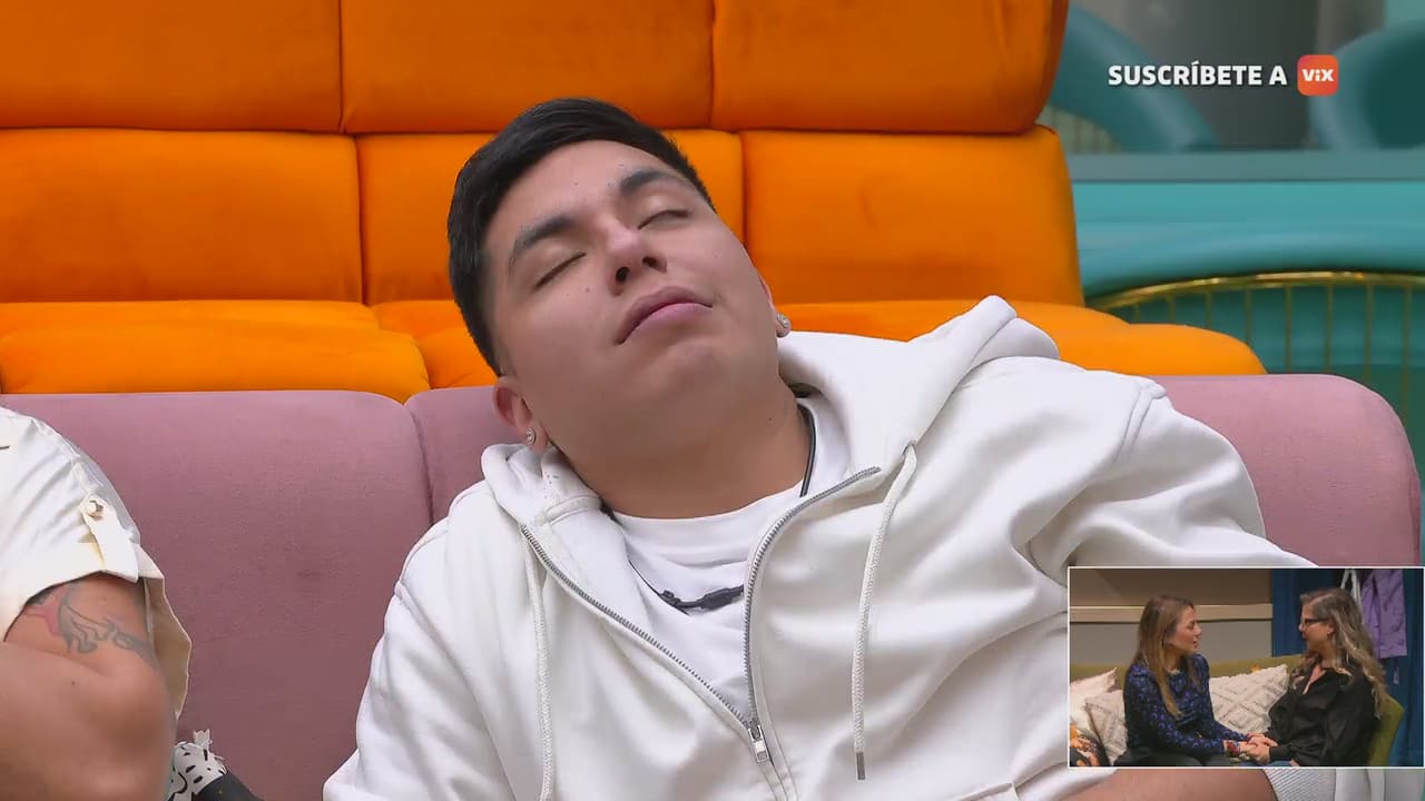 Ese HACE CARAS de aburrimiento mientras Gema está con su tía